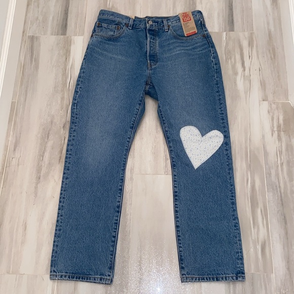 Levi’s 150 Yr. Ann. 501, Heart Patchwork Embroider (2022), 32x30, NWT $149 MSRP - Picture 9 of 13